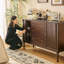 Table de buffet à porte roulante de style américain-124915708