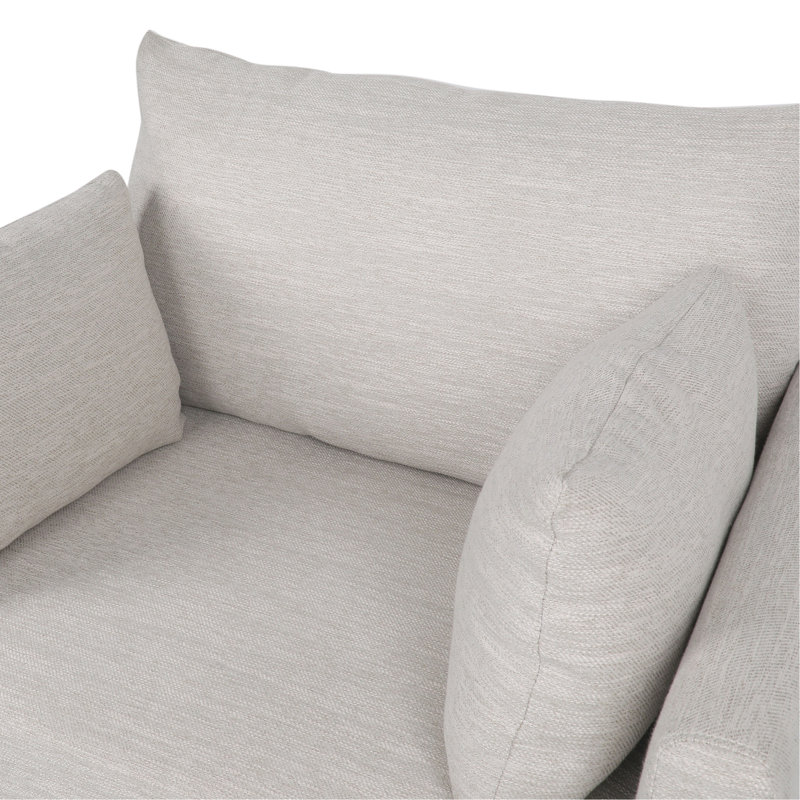 CLUB CHAIR