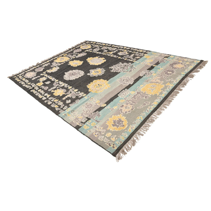 Tapis noir Pettaway