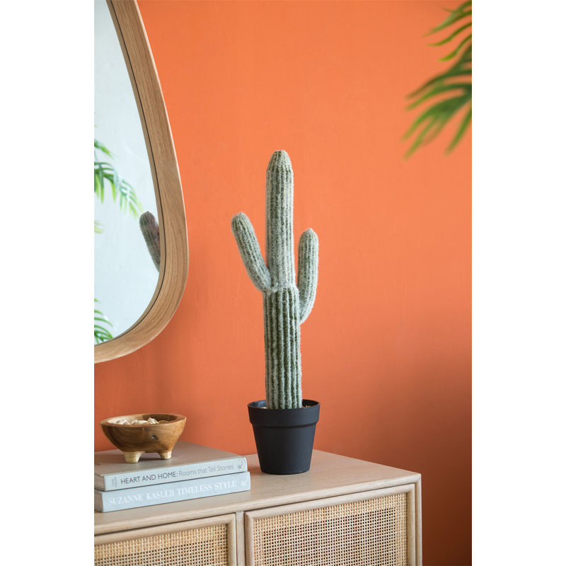 Cactus artificiel Saguaro 8 x 5 x 24,5 po en pot noir