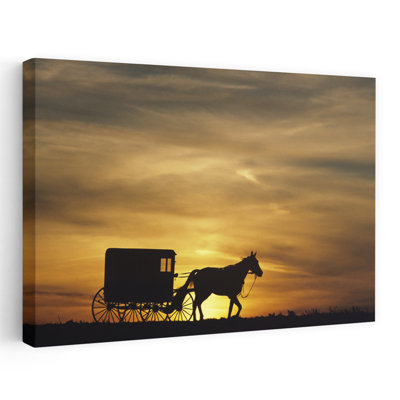 1980, Amish, cheval et poussette, silhouette au coucher du soleil, comté de Lancaster, art classique rétro, cheval, art mural