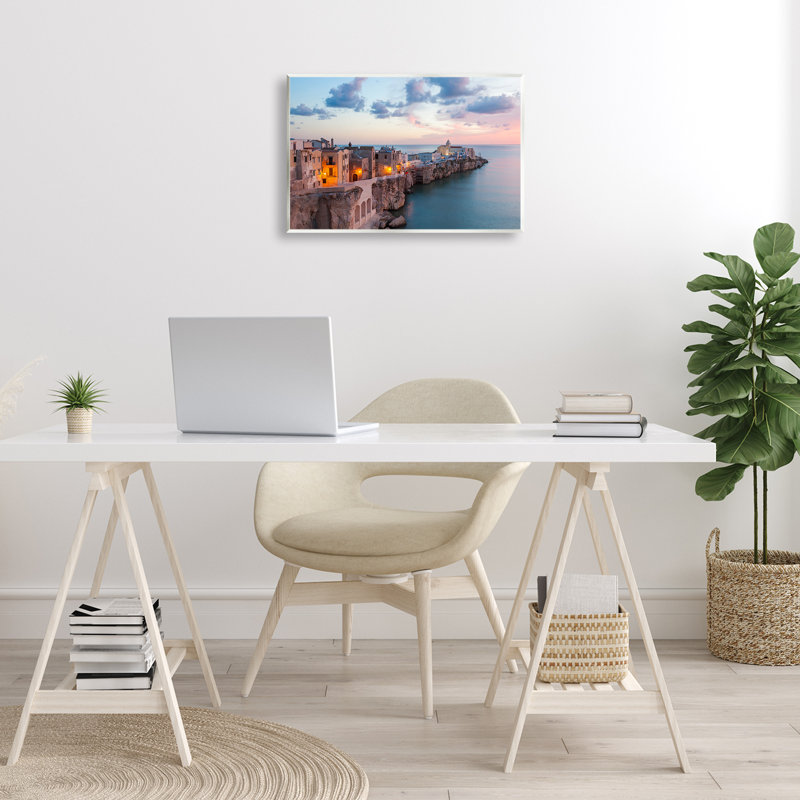 «Coastal City Architecture» par Danita Delimont, H 13 po x l 19 po
