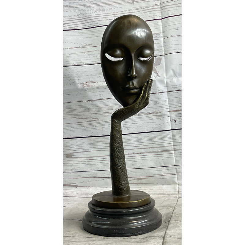 Figurines et sculptures Tekira