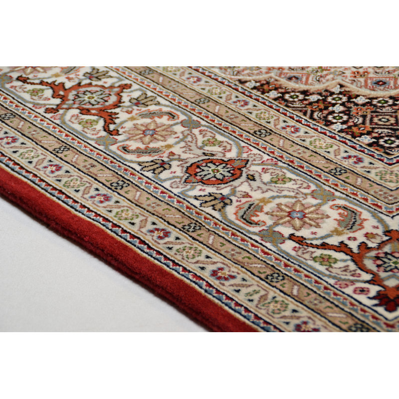 Haque Oriental Wool Hand Woven Area Rug, Rectangular 250 x 350 cm