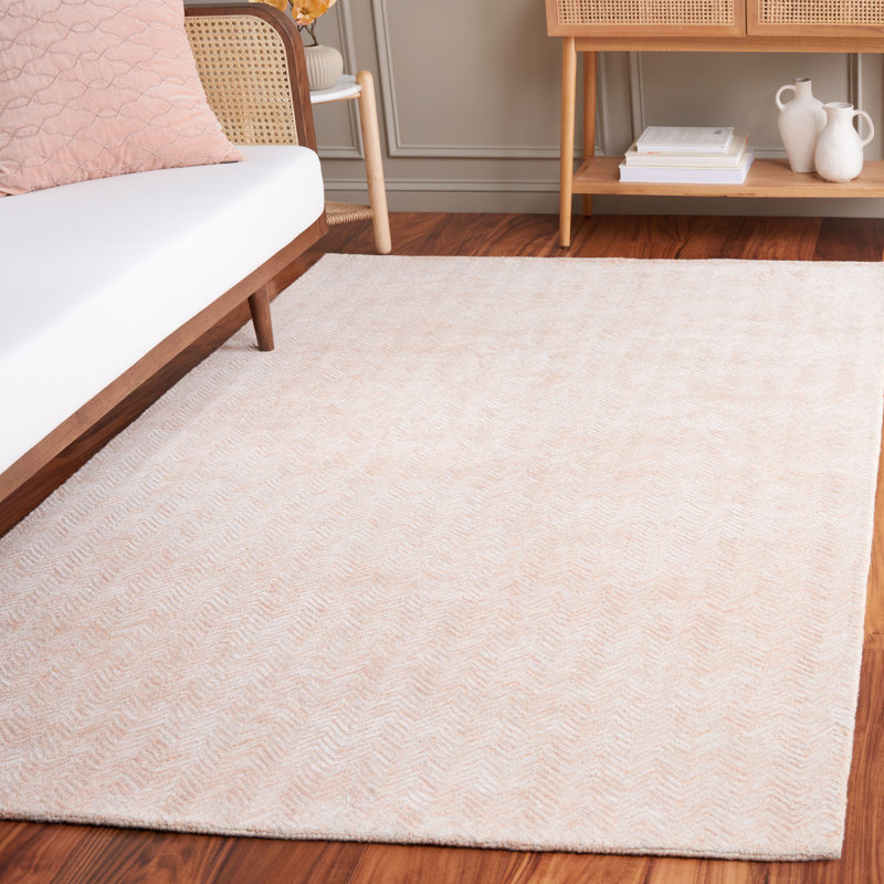 Brunilde Chevron Handmade Tufted Area Rug in Pink/Ivory, Rectangle 4"x 6"