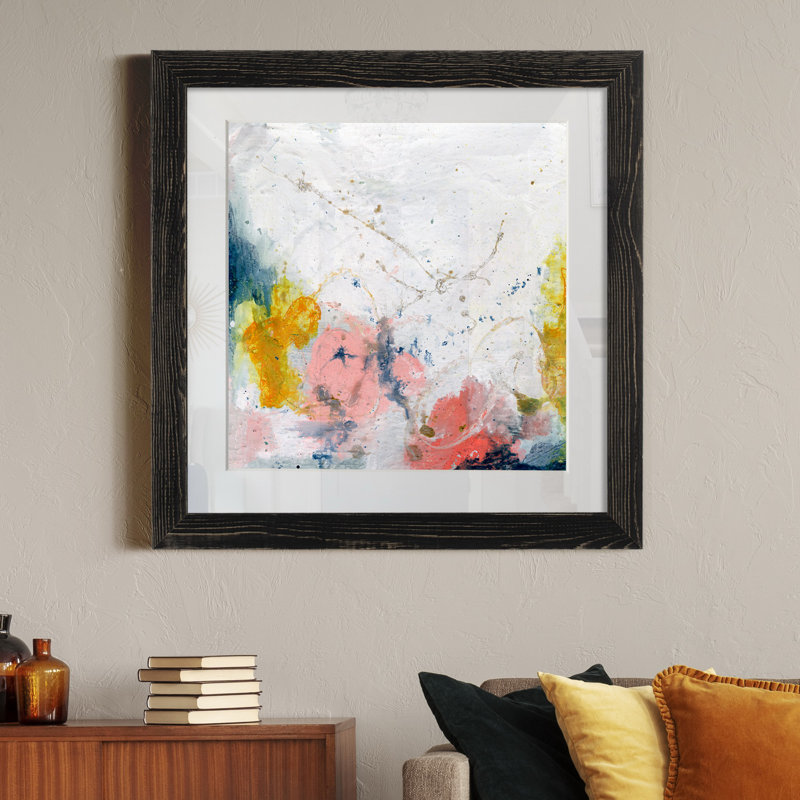 Impression sur papier pastel Fantasy I, H 27,5 po x l 27,5 po x P 1,5 po, Cadre noir