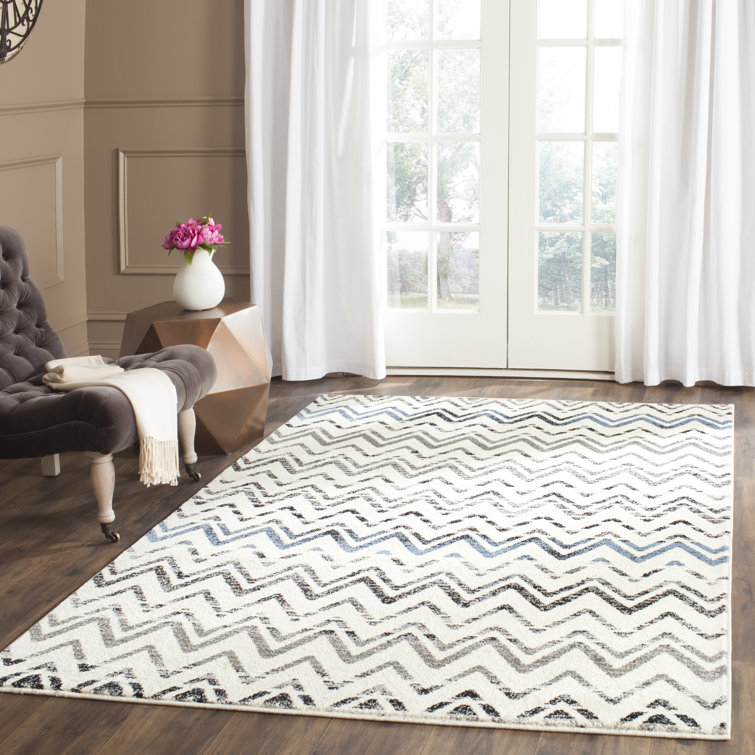 Pheobe Performance Chevron Rug