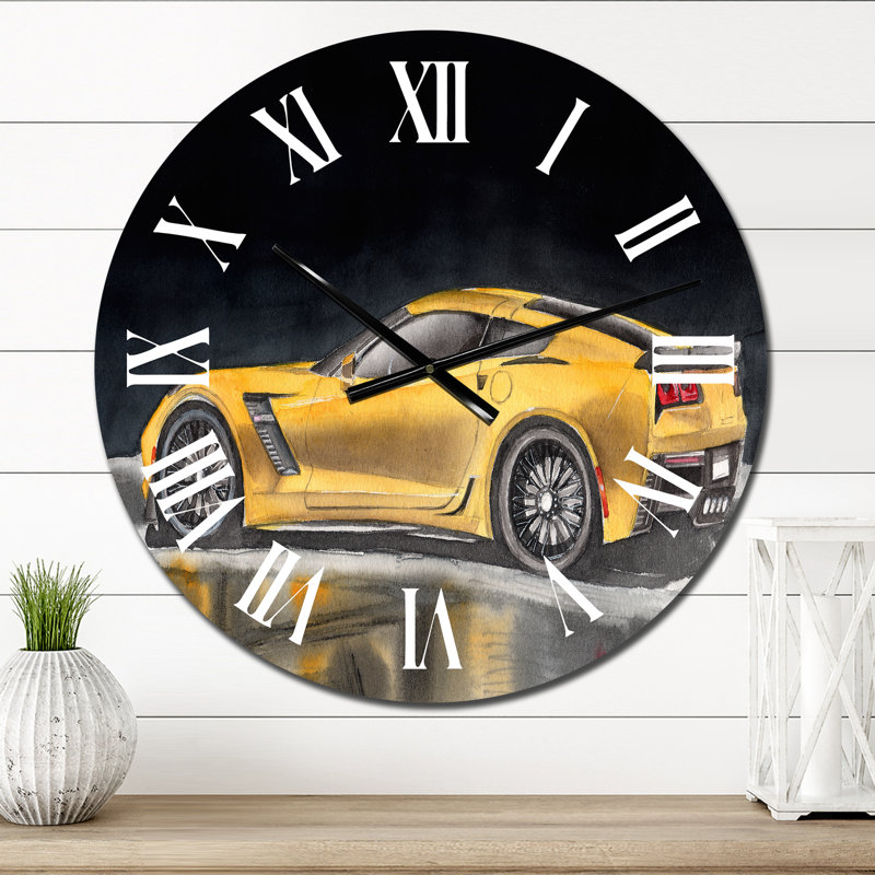 Une voiture de sport jaune avec son ombre - horloge de transport ronde en métal, Petit