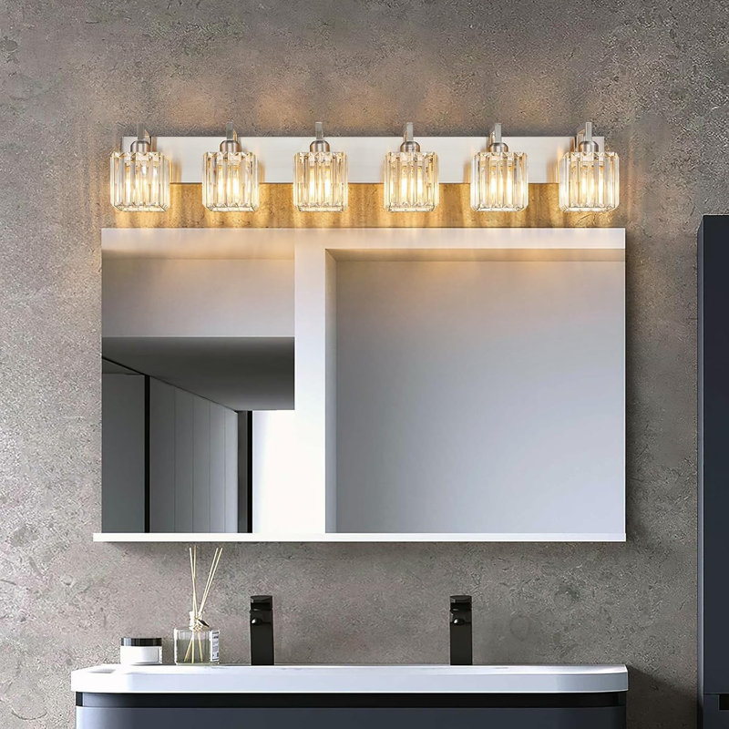 Luminaire de salle de bain moderne à 6 lumières avec abat-jour en cristal et finition brossée, compatible avec une ampoule E26