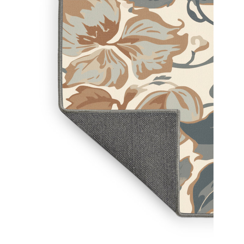 Tapis floral brun doux et moelleux à motif de clématites de style champêtre français Broward, 7 x 10