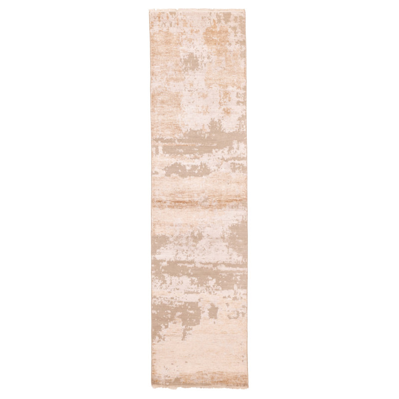 Tapis beige Legacy 2 pi 6 po x 10 pi 2 po Legacy