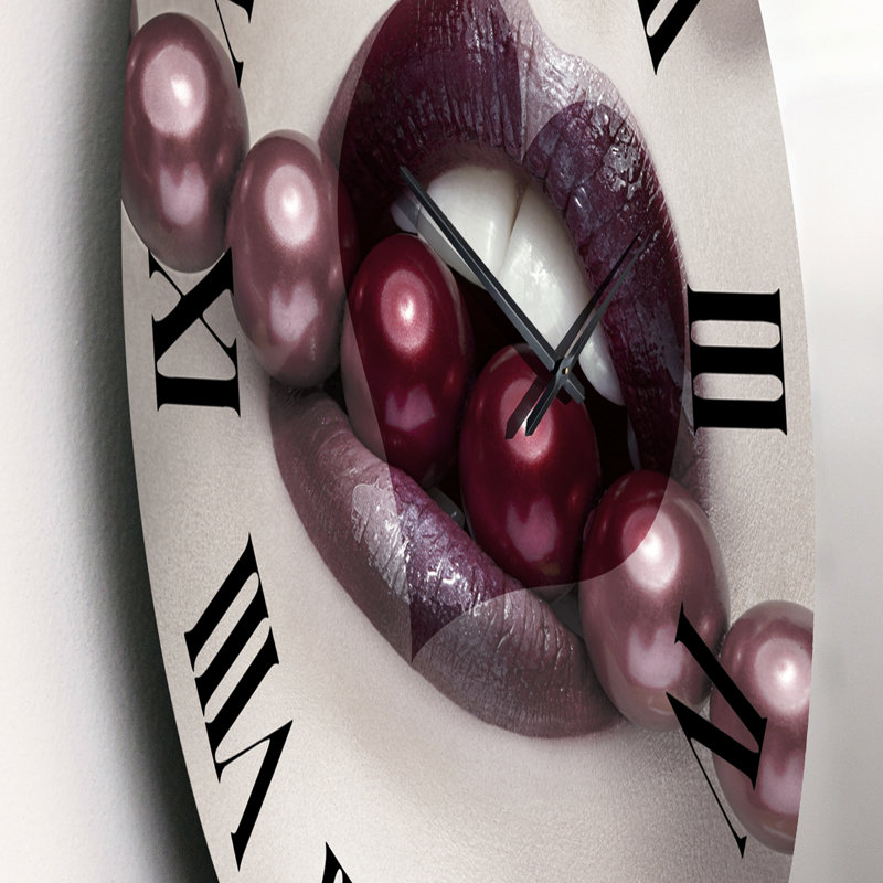 Heart Shape Lips With Pearls Through Mouth - Modern wall clock, Small