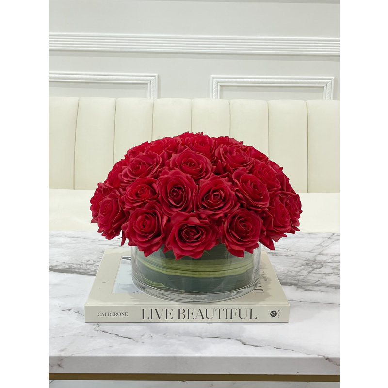 Arrangement d'hortensias dans un vase, Rouge