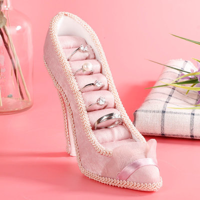 Présentoir à bijoux, modèle de chaussures à talons hauts