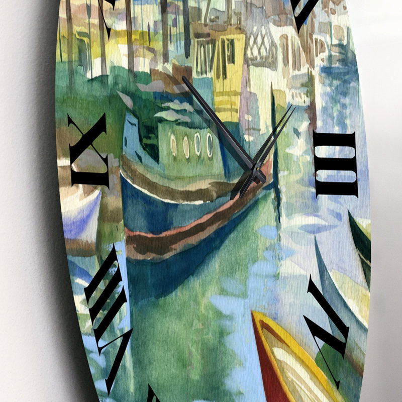 Bateaux au printemps vert - horloge murale traditionnelle, Petit