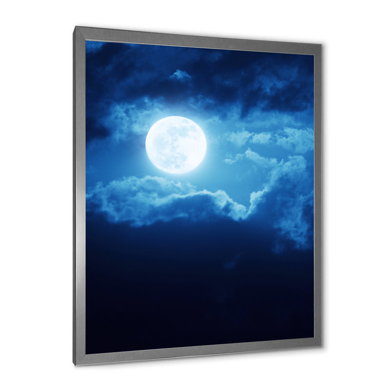 Pleine lune dans le ciel nocturne nuageux III - photographie sur toile, H 40 po x l 30 po x 1,5 po, Cadre photo argenté