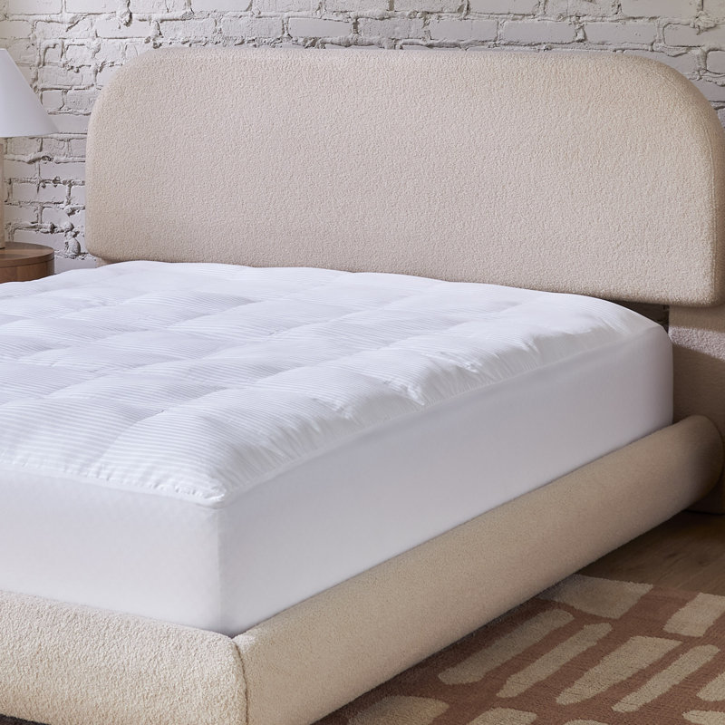 Protège-matelas en duvet synthétique Indulgence, simple, Simple