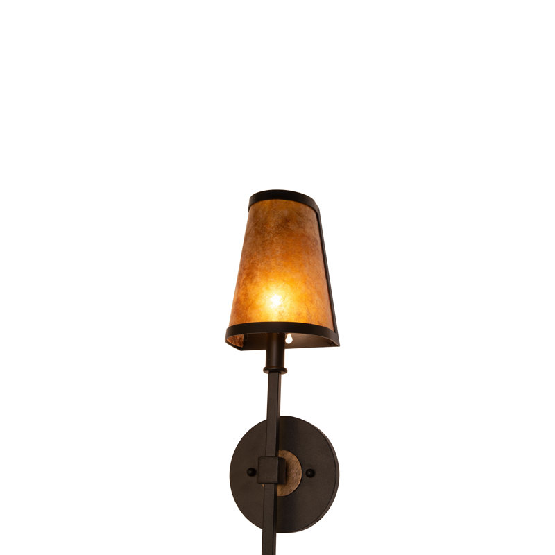 1 - Light Wallchier