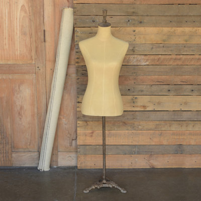 Lundy Woman Mannequin