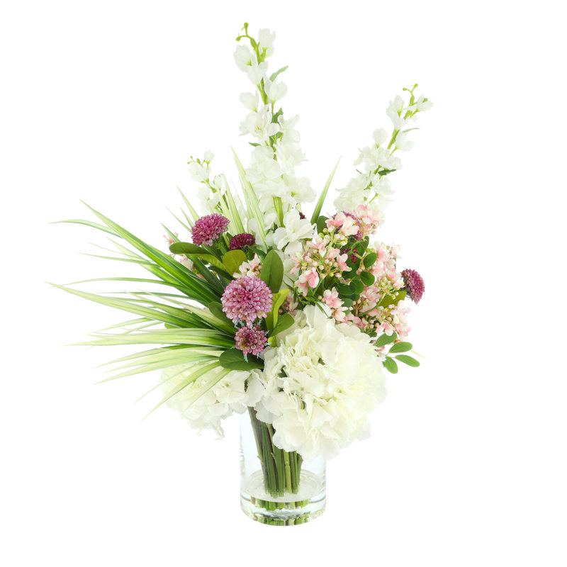 Bouquet mixte avec dahlias, delphiniums et hortensias
