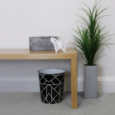 JVL Polypropylene WITH SILVER METAL TRIM ON TOP Bin