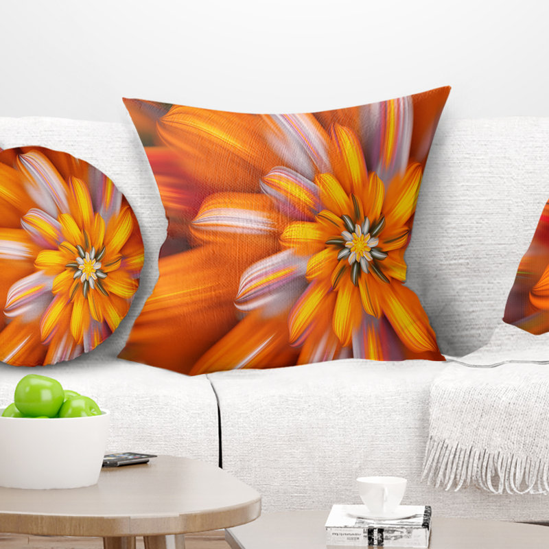 Massive fleur fractale - coussin imprimé floral, 18 po x 18 po, Orange, Coussin décoratif