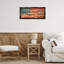 «Patriotic Collage Flag», art mural encadré flottant doré par Kelsey Hochstatter-855988004-855988005