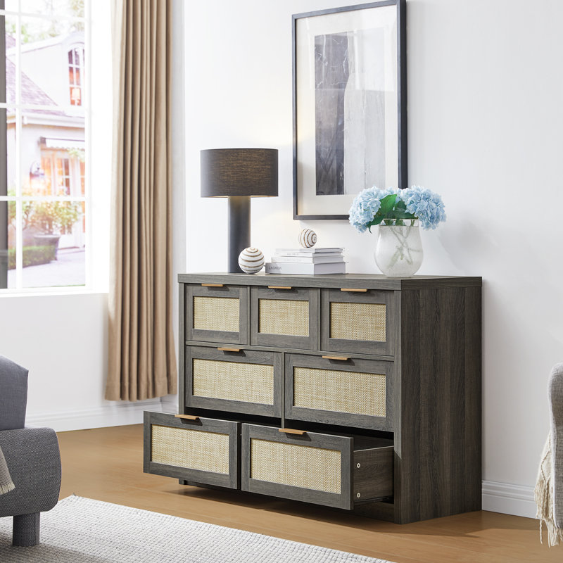 Dearbhaile 47.2" W 7-Drawer Manufactured Wood Dresser, Midnight Oak