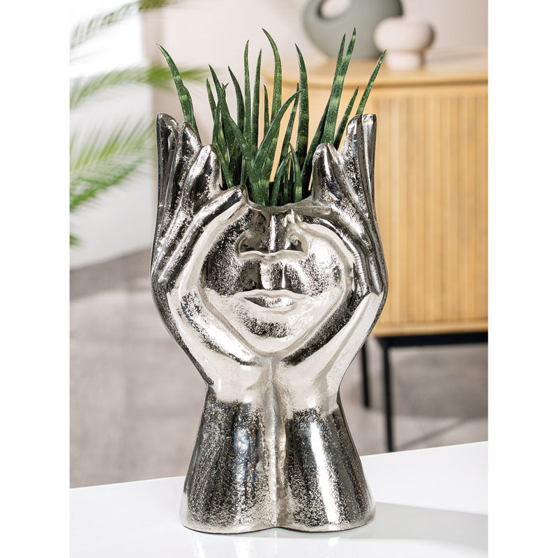 Chamberlyn Aluminum Table Vase