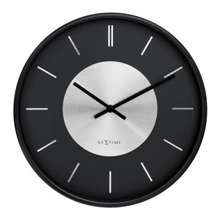 Horloge murale en métal