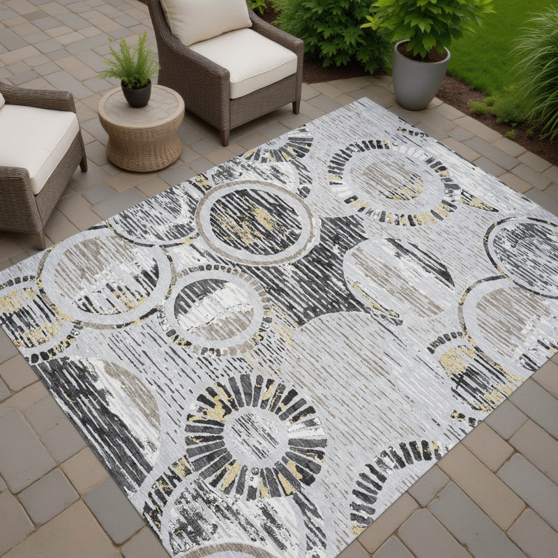 Tapis géométrique intérieur / extérieur lavable à la machine Chantille ACN2633, Argent, 2 pi 6 po x 3 pi 10 po