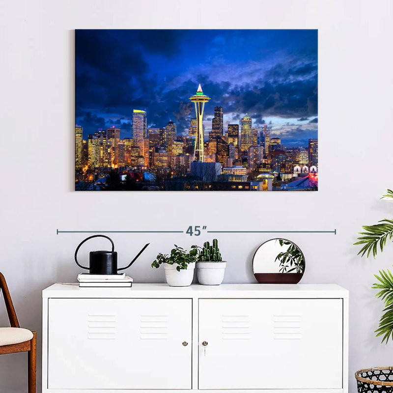 Sireci Space Needle Standout, 26" H x 39" W