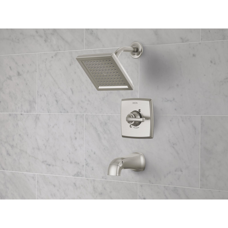 Baignoire et douche Geist ™, Nickel brossé Spotshield