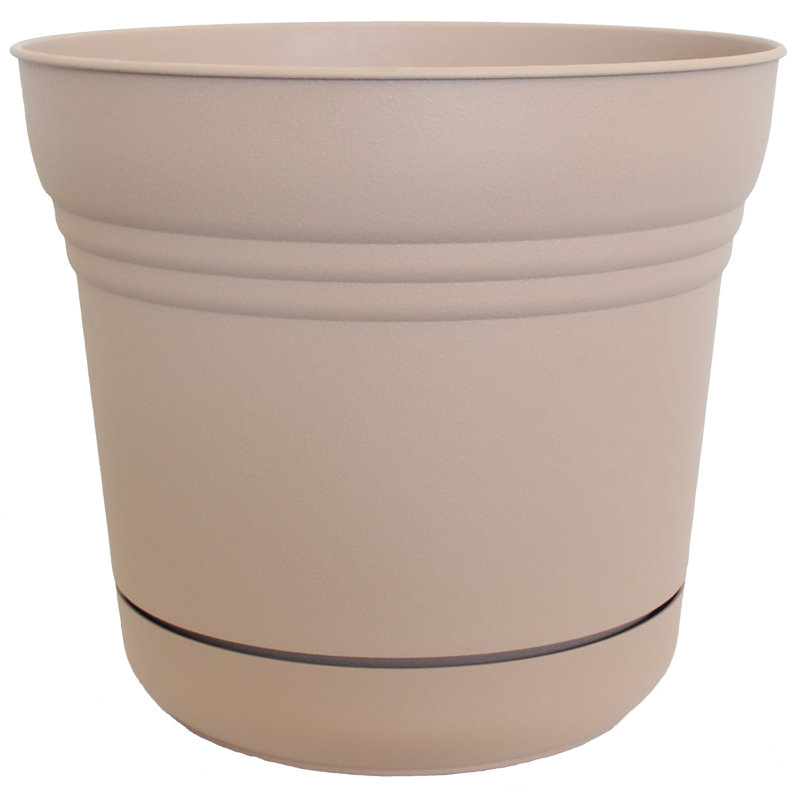 Saturn Traditional Plastic Indoor/Outdoor Round Planter with Saucer, 10.75" H x 12.25" W x 12.25" D, Royal Lilac
