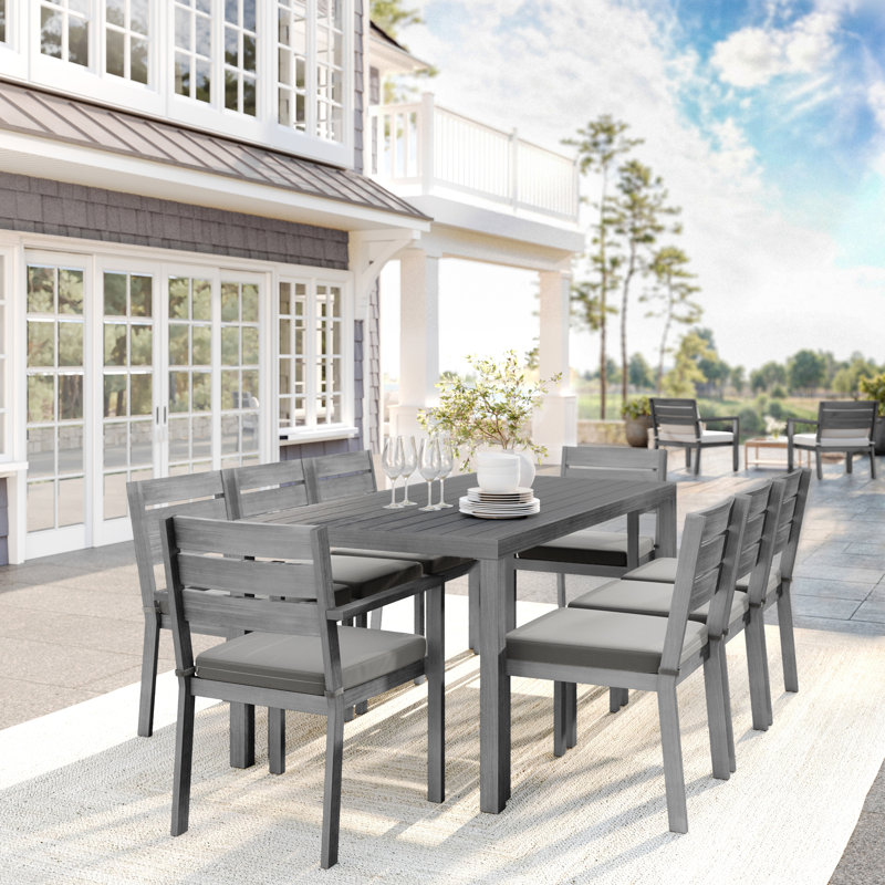 Ensemble de patio toutes saisons Martha Stewart Bedford avec table de 71 po et 8 chaises de salle à manger empilables, Gris