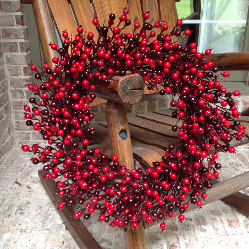 Dried Berry Foam 22 " Wreath