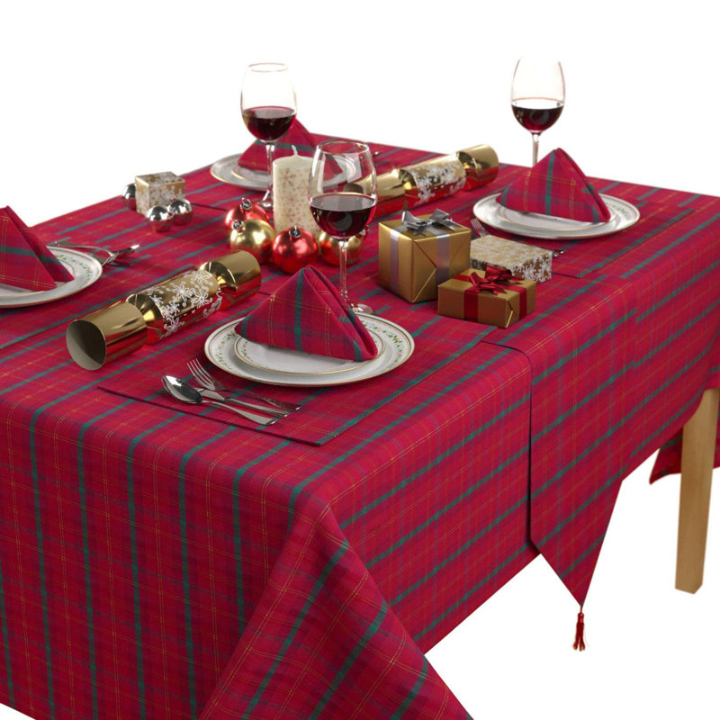 Christmas Scottish Tartan Tablecloth and Pack of 8 Napkins, 132cm W x 274cm L