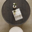 Table basse ronde simple de style crème