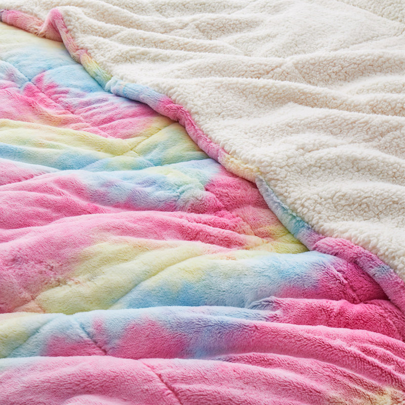 3- Piece Ultra Soft Fluffy Sherpa Down Alternative Comforter Set, Queen Comforter + 2 King Pillowcases, Colorful