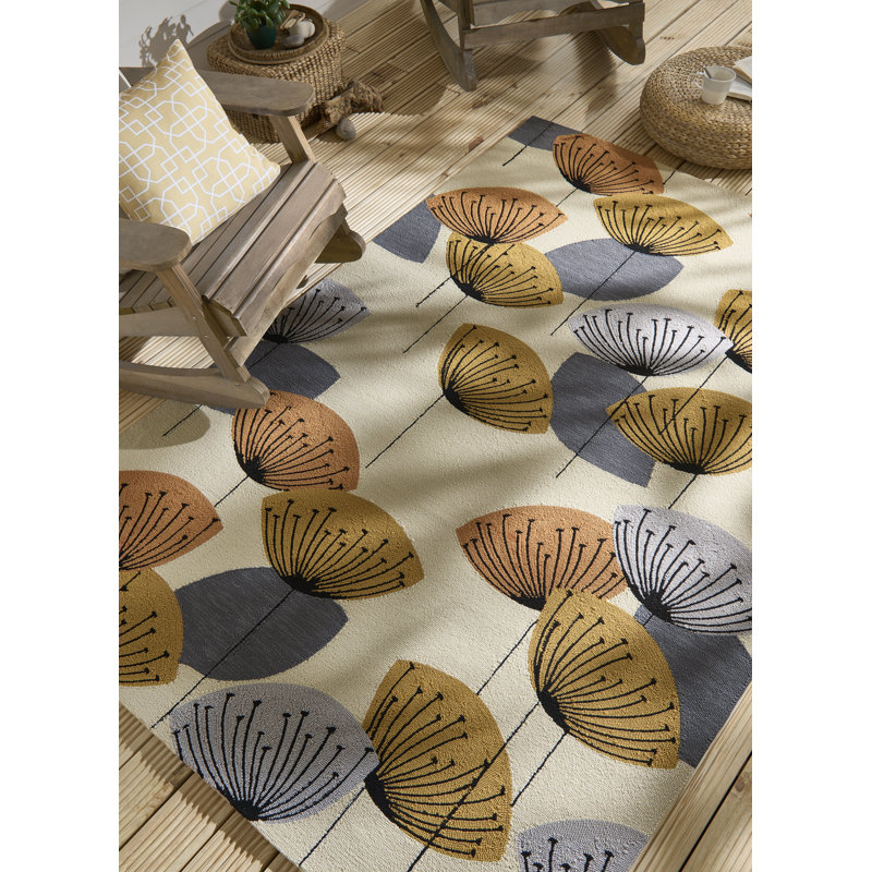 Floral Area Rug in Beige/Yellow/Gray, Rectangle 6'7" x 9'2"