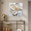 «Ivory White II», art floral élégant par Art Remedy-107757993-107757980