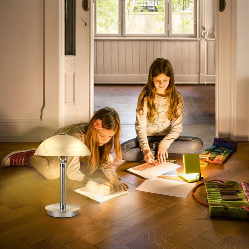 Dacien Metal Table Lamp