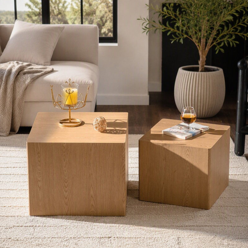 Ensemble de 2 tables basses gigognes en noyer, Bois naturel