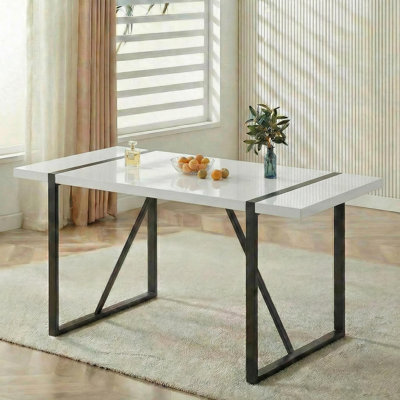 Table de salle à manger rectangulaire moderne industrielle de 55 pouces avec pieds en métal noir