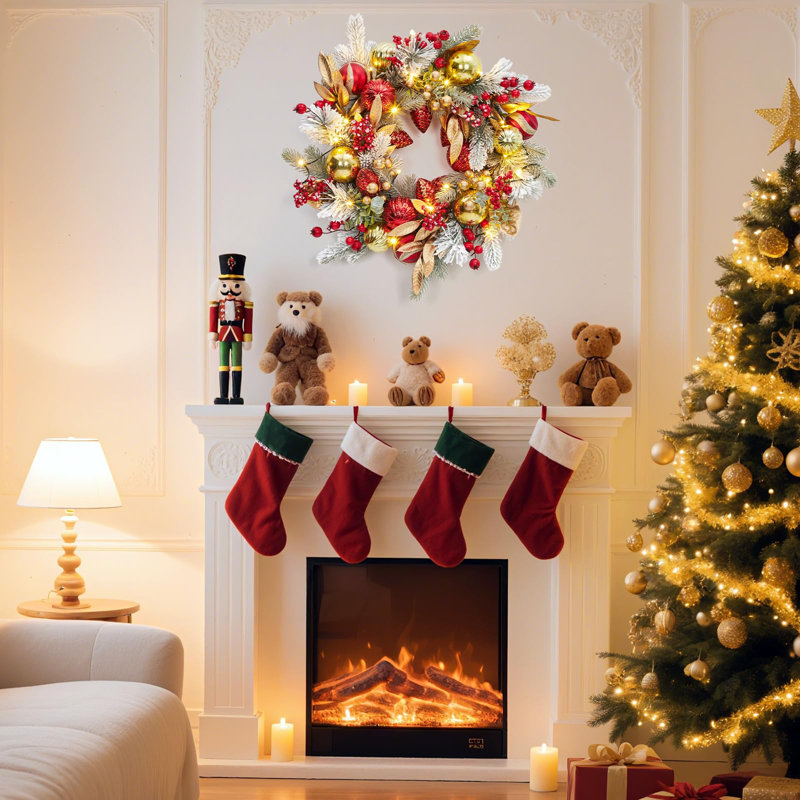 Couronne de Noël pré-éclairée 24 "avec 20 lumières DEL, boule et feuilles pour foyer, porche, fenêtre