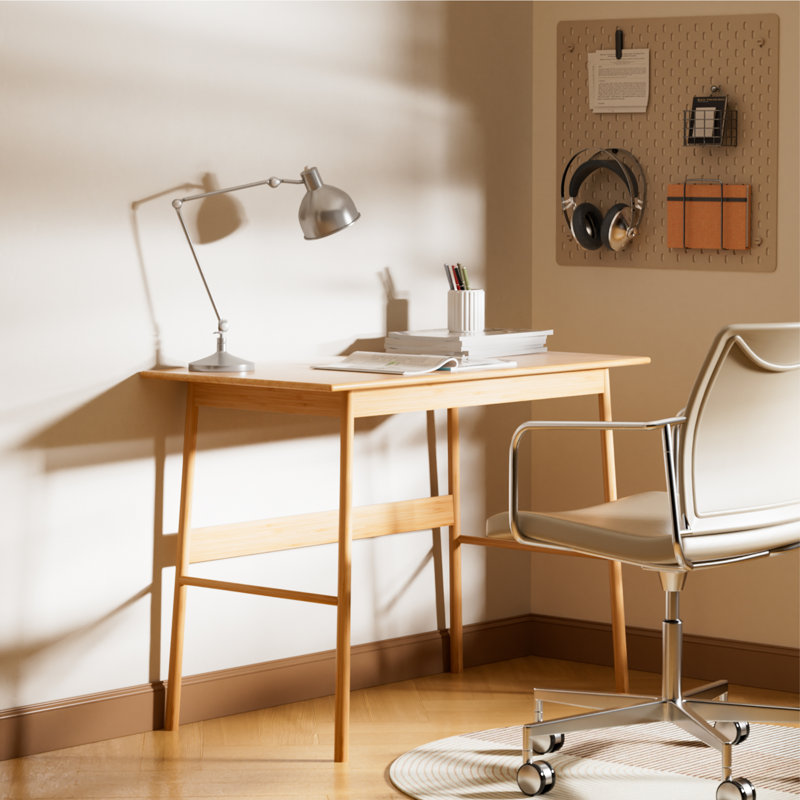 Bureau d'ordinateur en bambou Modern Modern - un bureau d'écriture en bambou naturel