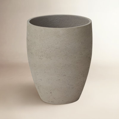 Daril 14" Pot Planter