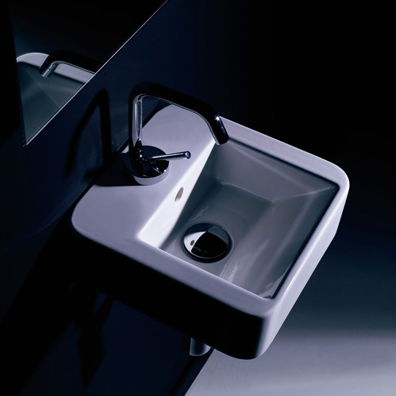 Quadro Ceramic 11.8'' L Bathroom Sink