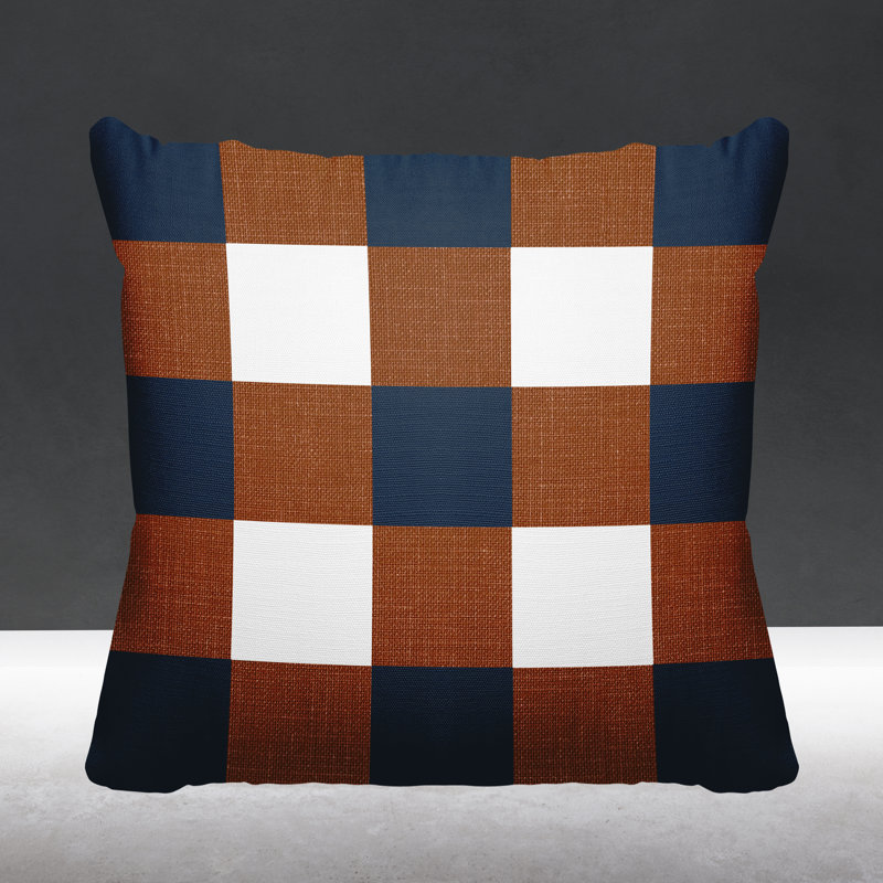 Coussin intérieur / extérieur Jeb Farm House, L 15 po x H 15 po, Orange brûlé / bleu marine
