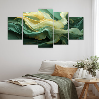 «Green and Yellow Harmonious Chaos I - Abstract Collages Multipanel», art mural pour le salon